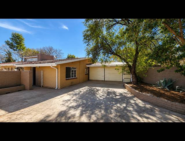 3 BEDROOM CLUSTER TO LET IN FLAMWOOD